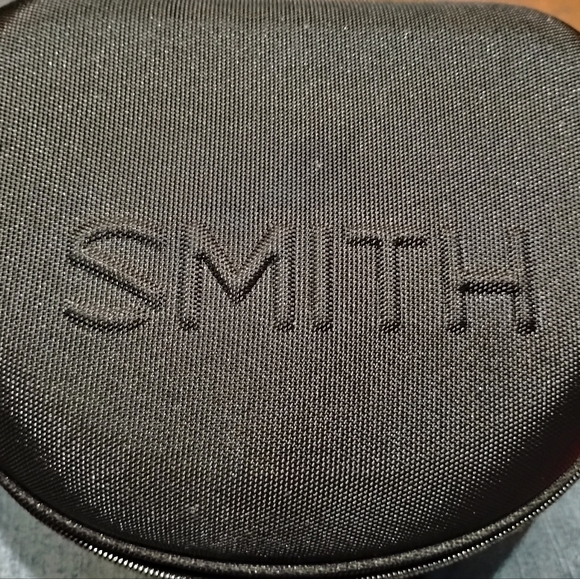 Smith: Reverb & Ruckus Sunglasses - Picture 2 of 3